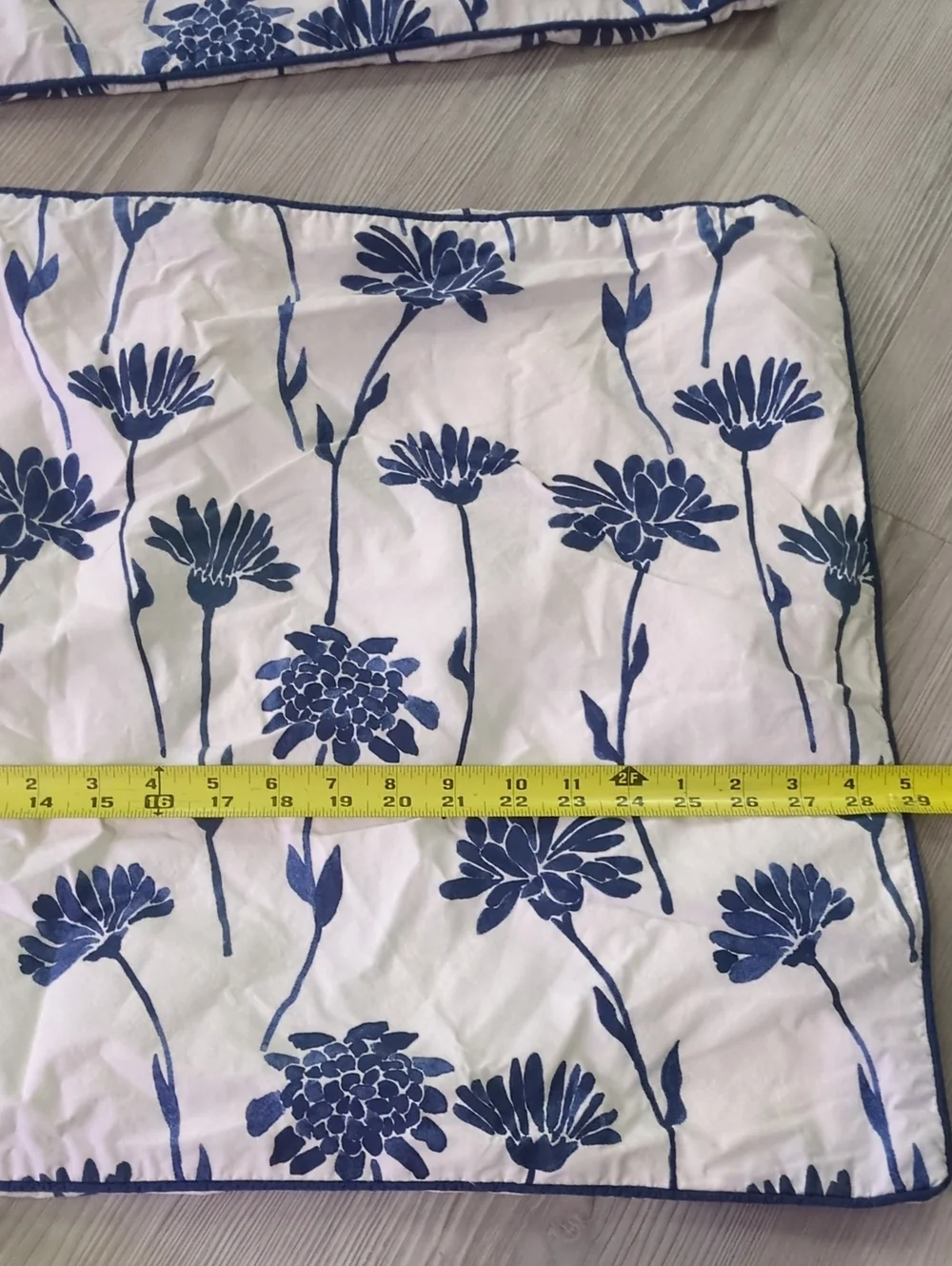 IKEA FINNOXEL Blue White Floral Pillowcases Set of 2 Standard 100% Cotton Cottag